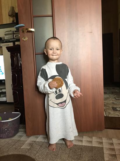 Один из сыновей жадный до ужаса.