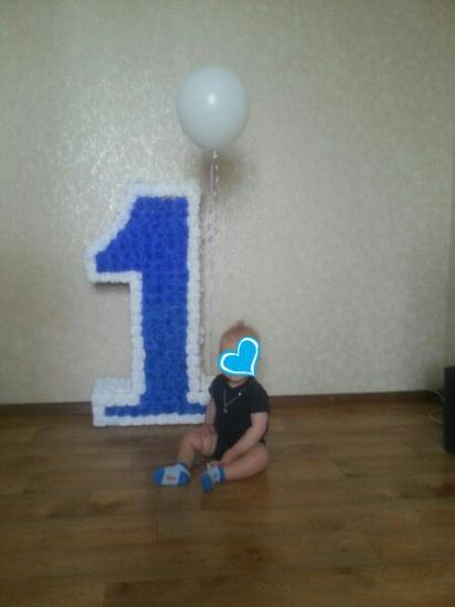 продаем единичку ,высота 95 см