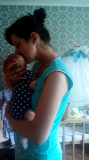 Дети — это взгляды глазок боязливых, Ножек
